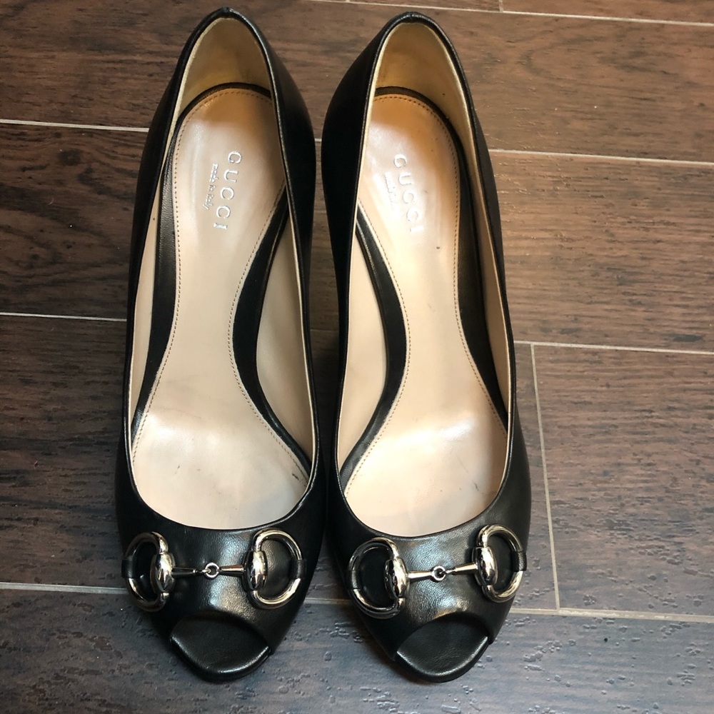 Gucci Horsebit Peep Toe